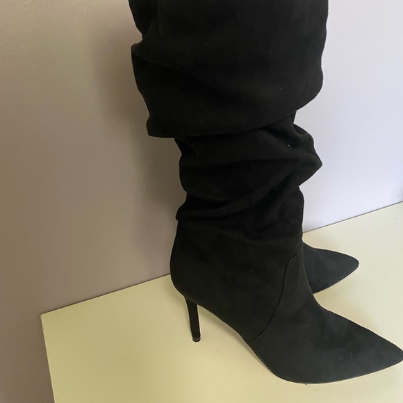 Boots - Picture 2 of 4